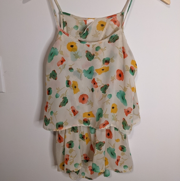 Flower tank top, open back - Picture 1 of 2